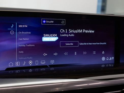 Used 2025 Cadillac Escalade Premium Luxury w/ Touring Package image 32