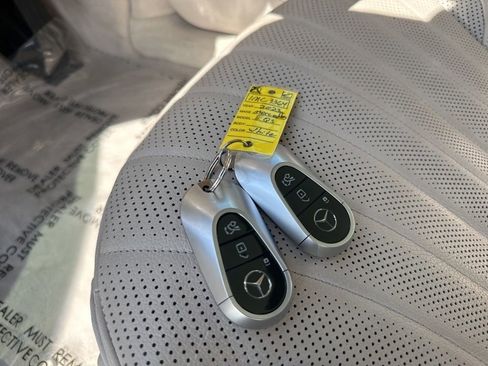 Used 2023 Mercedes-Benz EQS 450+ Sedan image 34