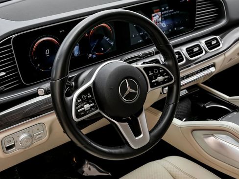 Used 2021 Mercedes-Benz GLE 350 w/ Premium Package image 21