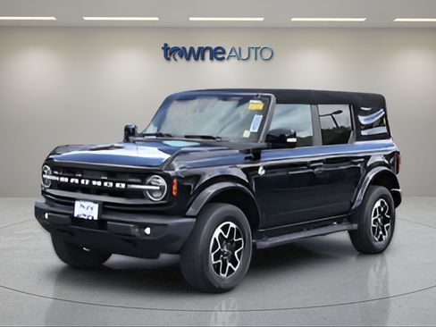 Used 2023 Ford Bronco Outer Banks AWD/4WD image 1