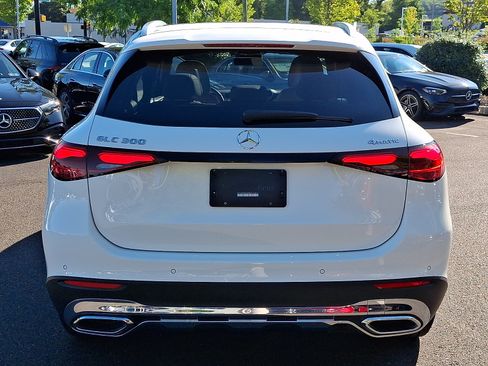 Used 2026 Mercedes-Benz GLC 300 4MATIC image 5