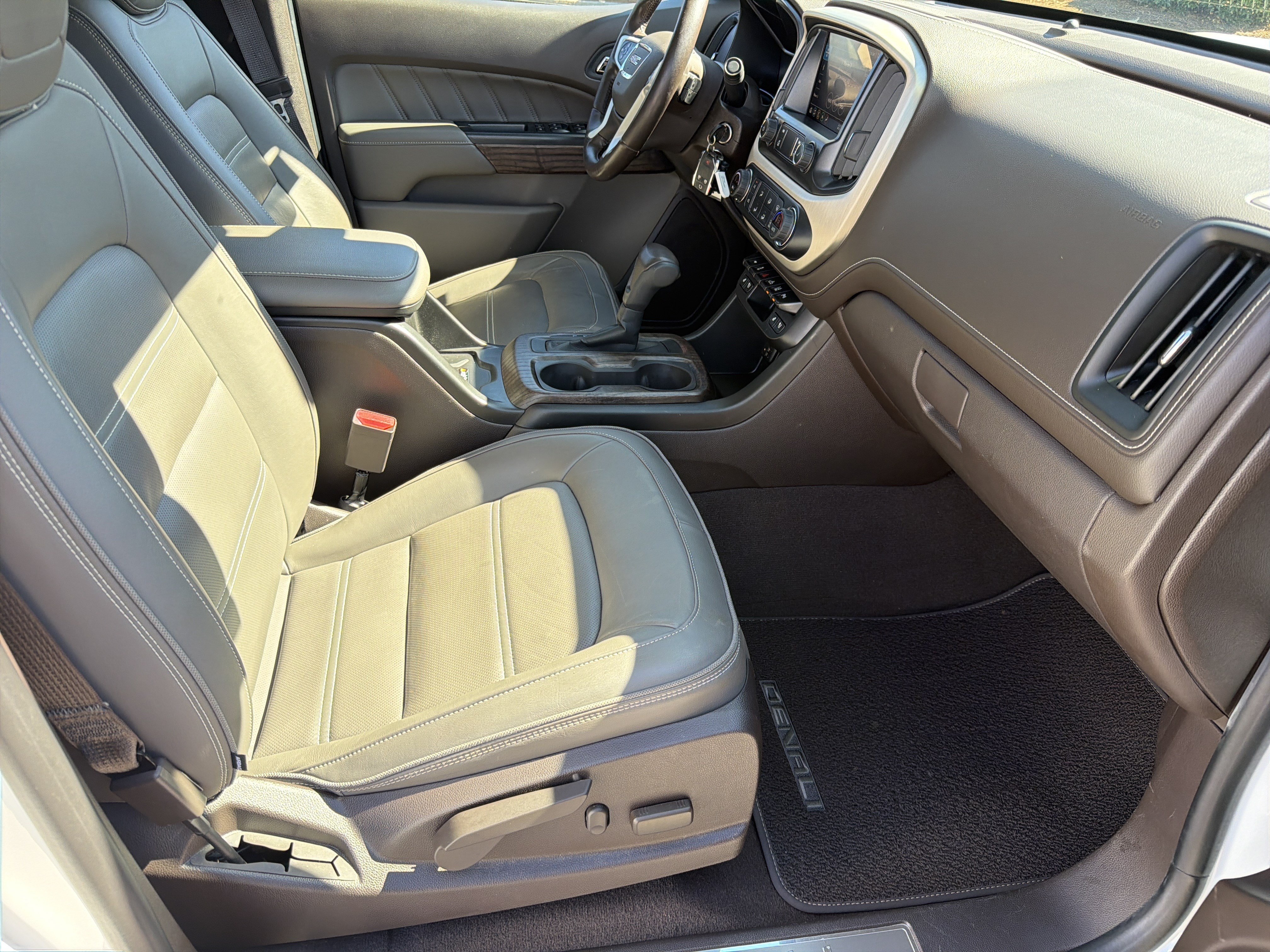 Used 2021 GMC Canyon Denali RWD image 23