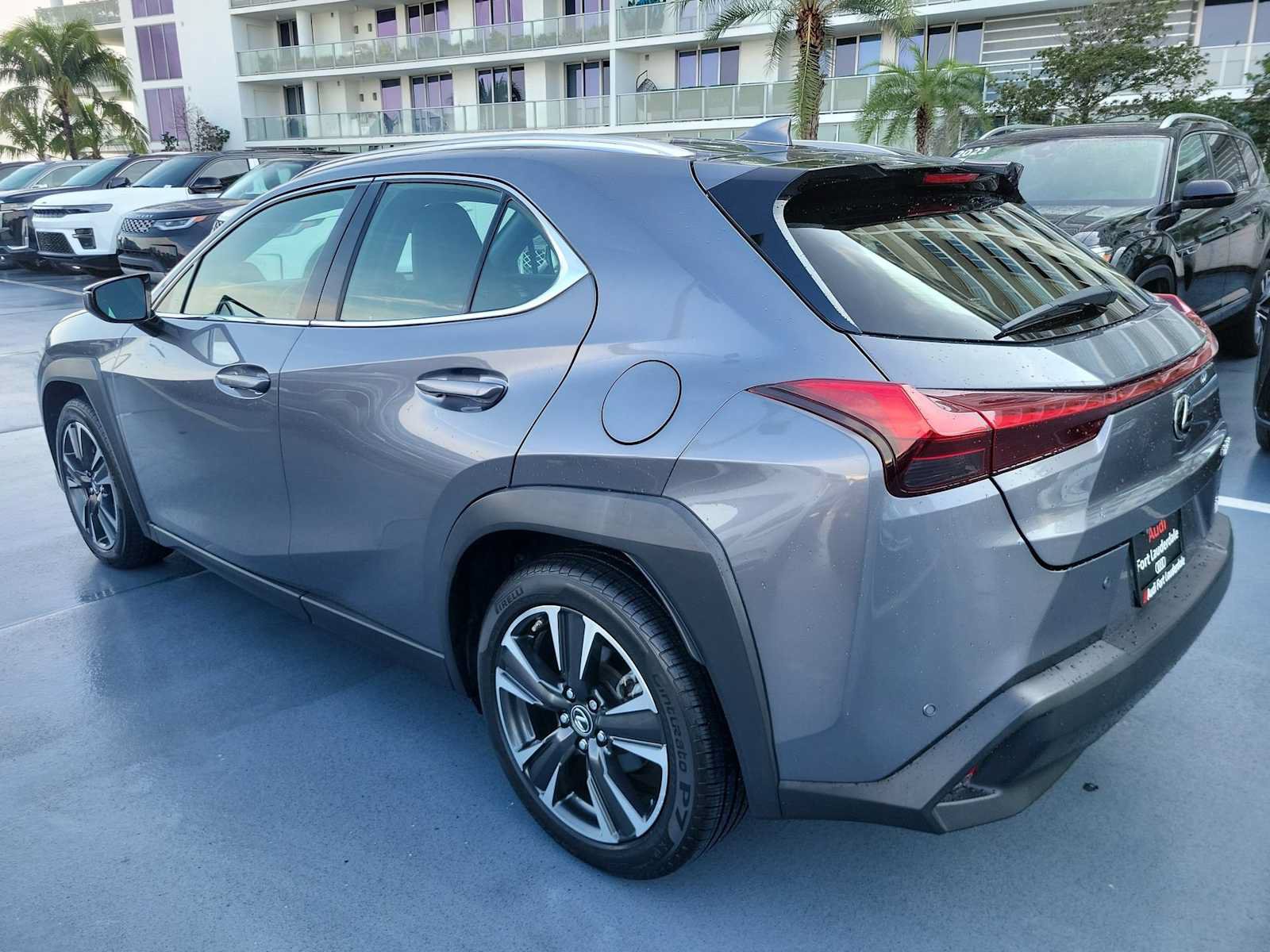 Used 2020 Lexus UX 200 w/ Premium Package FWD image 4