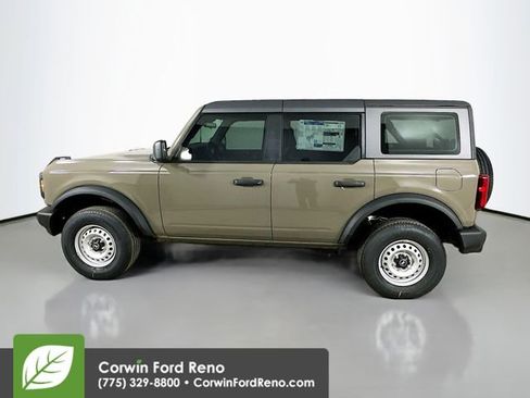 New 2025 Ford Bronco 4-Door image 4