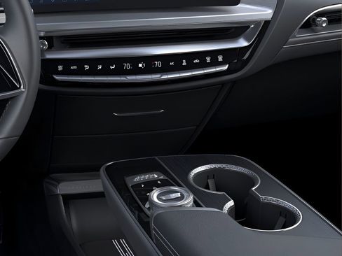 Certified 2025 Cadillac Lyriq Luxury image 23