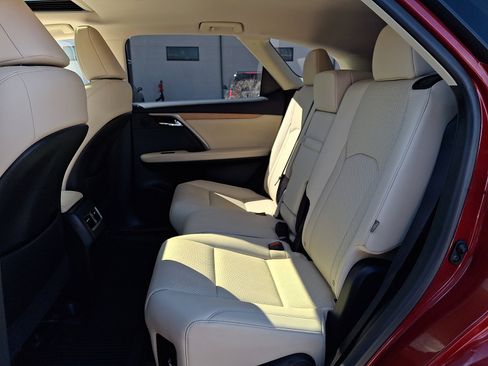 Certified 2021 Lexus RX 350L Premium w/ Premium Package image 11