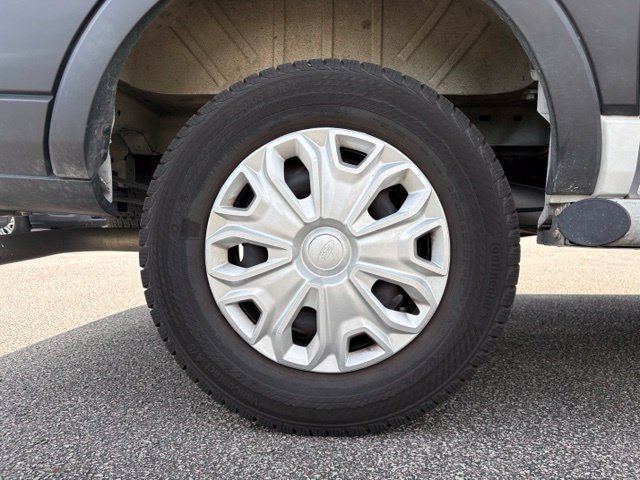 Used 2025 Ford Transit 250 Low Roof w/ Exterior Upgrade Package RWD image 18