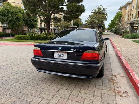Used 2001 BMW 740iL RWD image 9