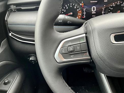 New 2026 Jeep Compass Limited image 28