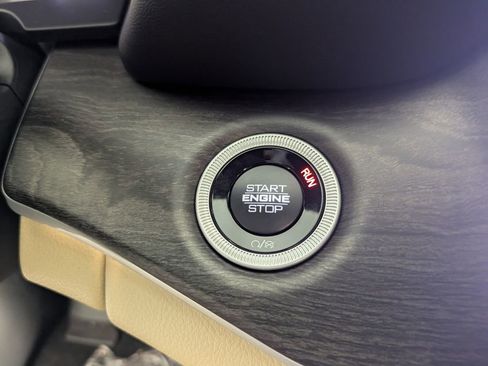 New 2025 Jeep Grand Cherokee Limited image 20