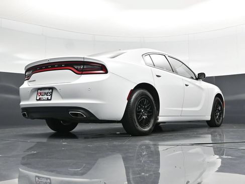 Used 2022 Dodge Charger SXT RWD image 43