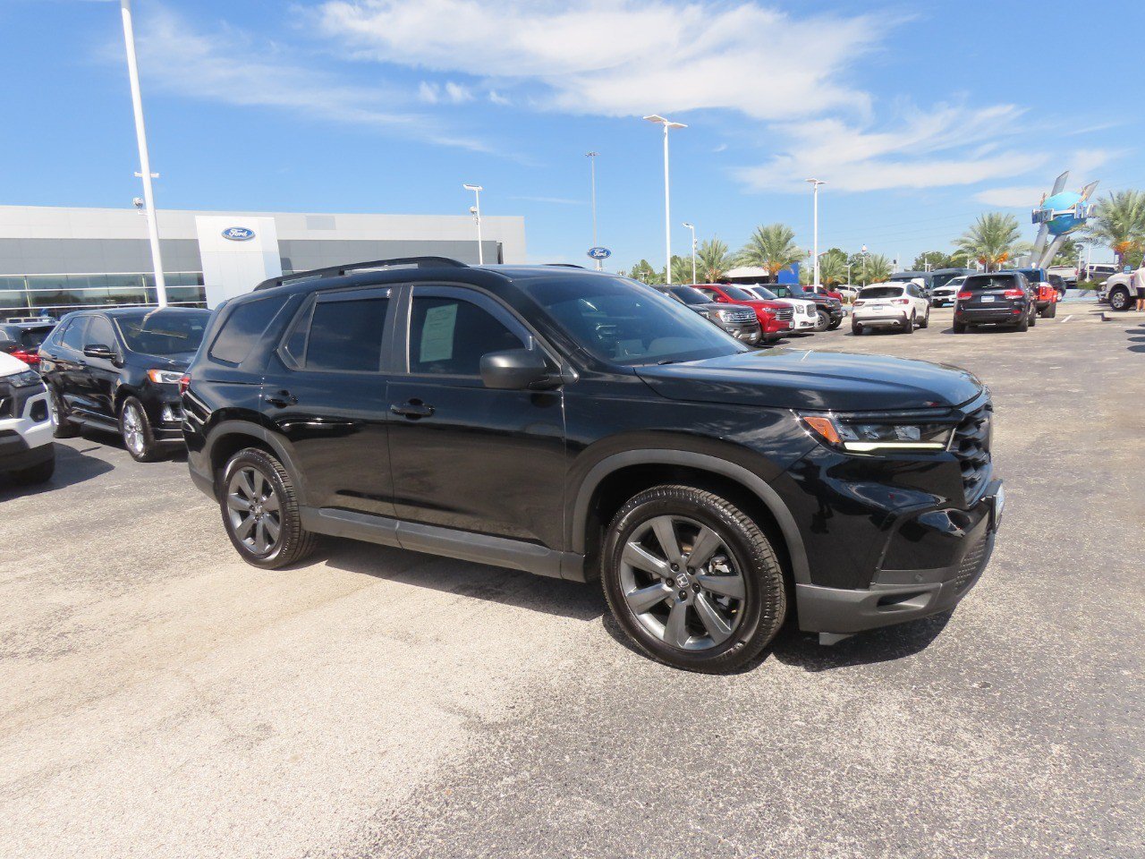 Used 2023 Honda Pilot Sport image 7