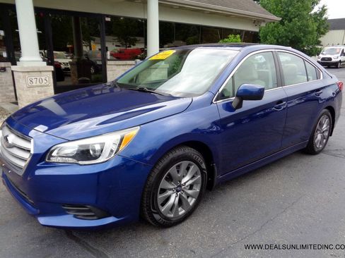 Used 2017 Subaru Legacy 2.5i Premium w/ Moonroof Package AWD/4WD image 1
