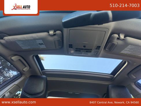 Used 2013 Toyota Camry SE w/ Convenience Pkg FWD image 11