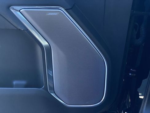 Certified 2025 Chevrolet Silverado 1500 High Country image 24