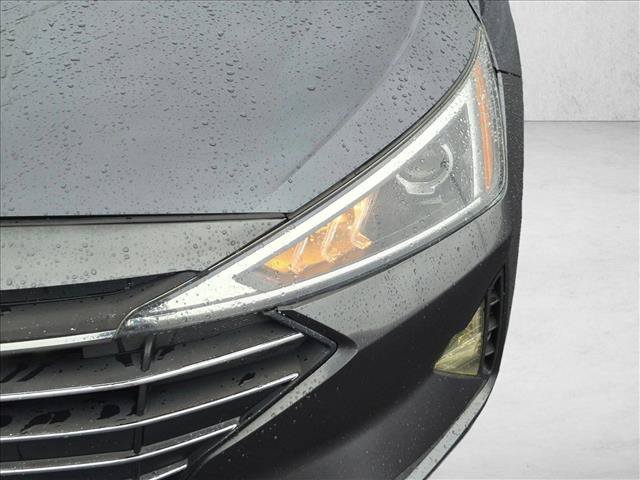 Used 2020 Hyundai Elantra SEL w/ Cargo Package (C1) FWD image 9