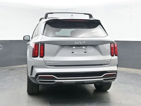 Used 2023 Kia Sorento SX AWD/4WD image 13