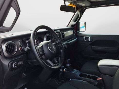 Used 2022 Jeep Gladiator Sport image 3