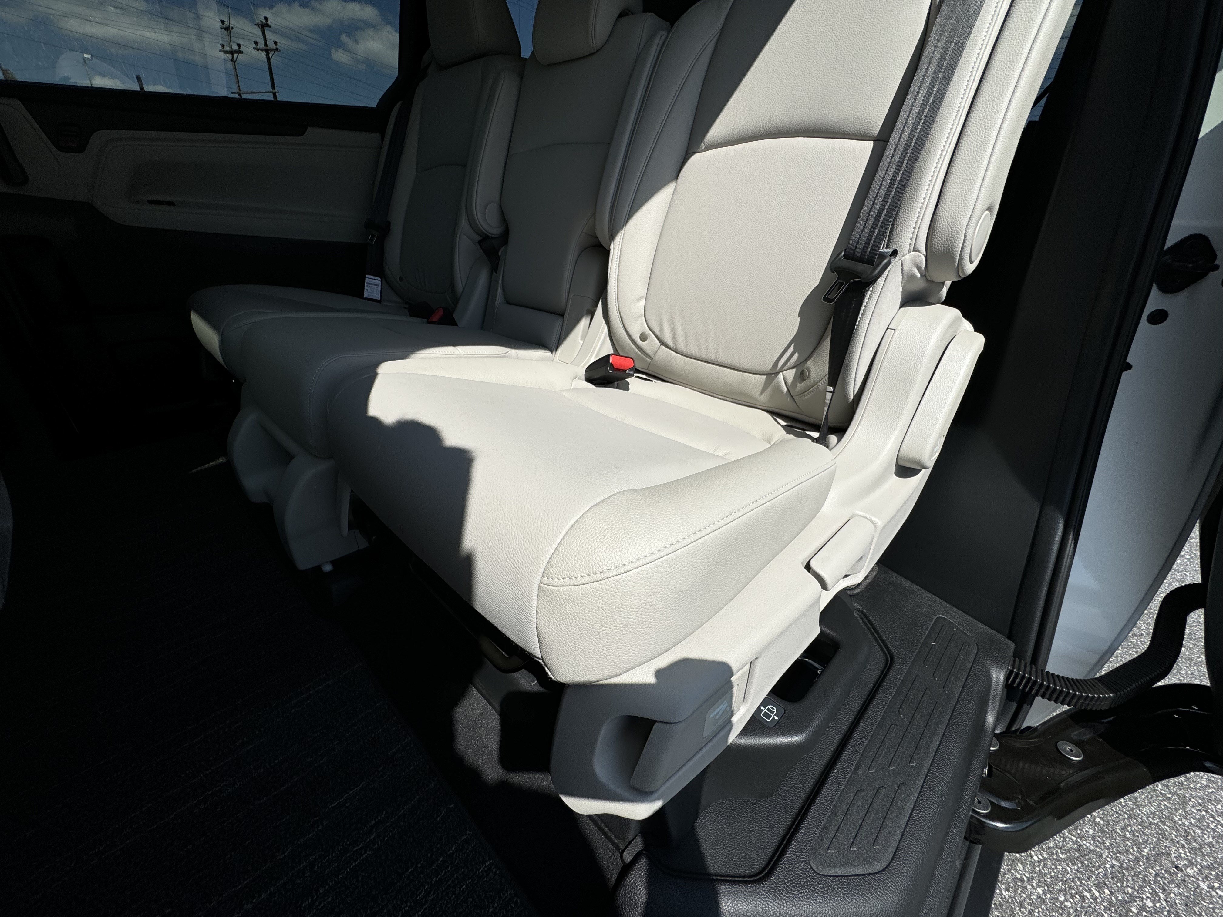 New 2027 Honda Odyssey EX-L image 28