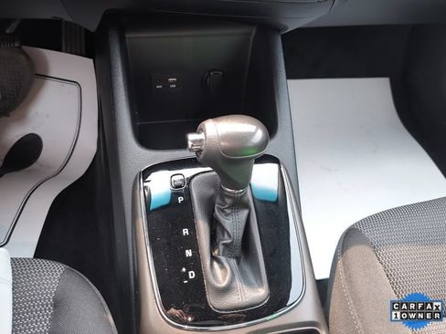 Used 2017 Kia Forte LX FWD image 19