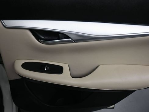 Used 2019 INFINITI QX50 Luxe w/ Navigation Package FWD image 33