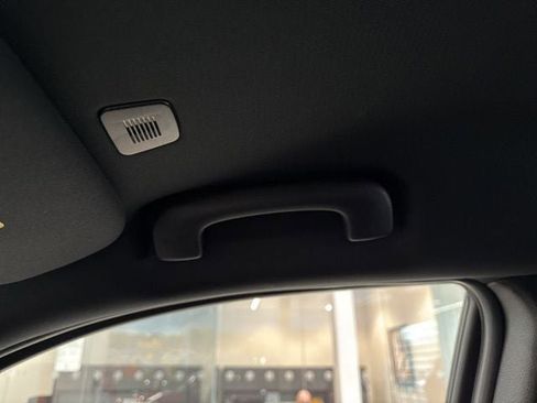 Used 2020 Dodge Durango GT image 30