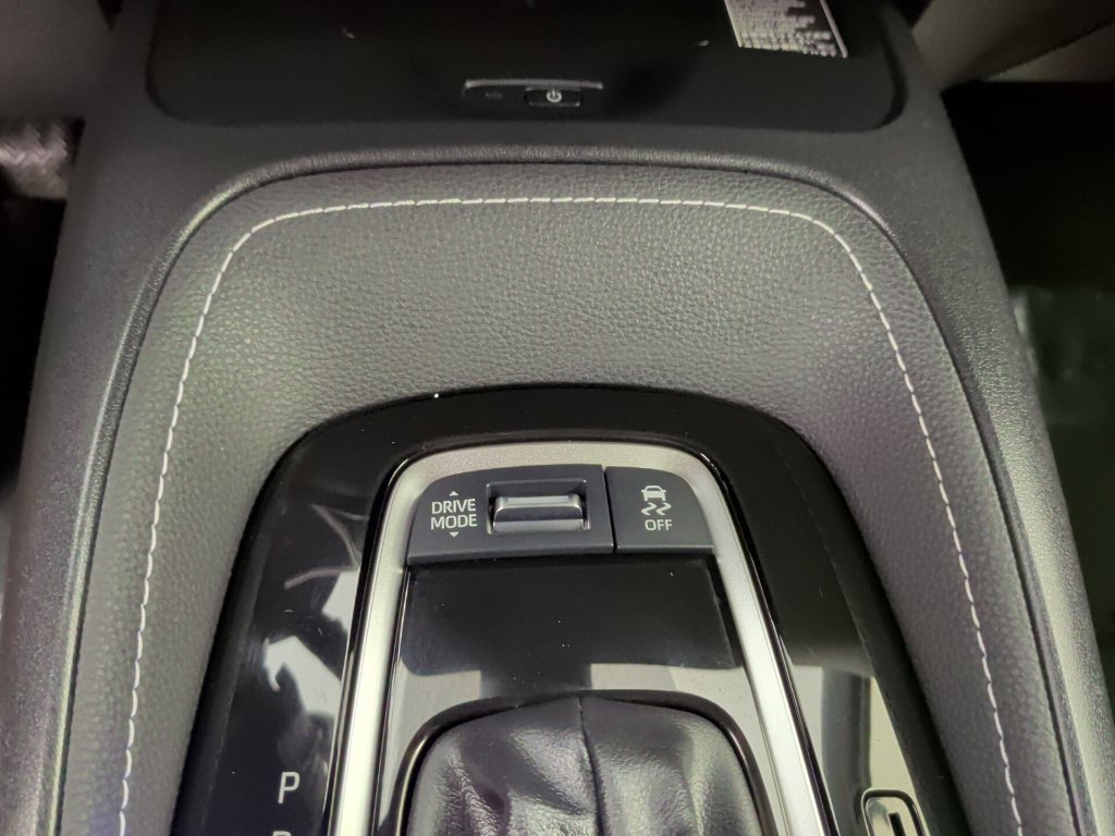 Used 2024 Toyota Corolla SE w/ SE Package FWD image 37