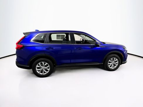 Used 2023 Honda CR-V LX image 4