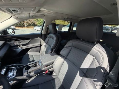 New 2026 Lincoln Nautilus Reserve image 13