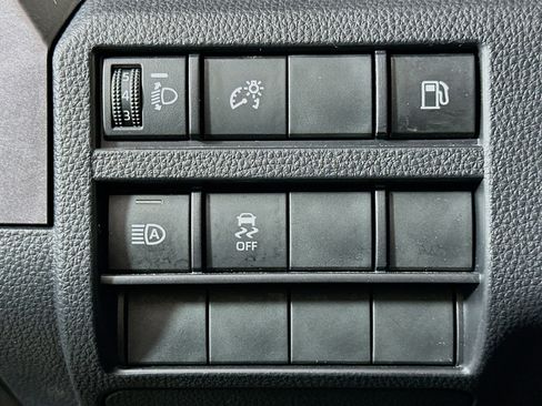 Used 2025 Toyota 4Runner SR5 image 17