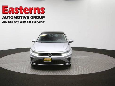 Used 2025 Volkswagen Jetta SE FWD image 51