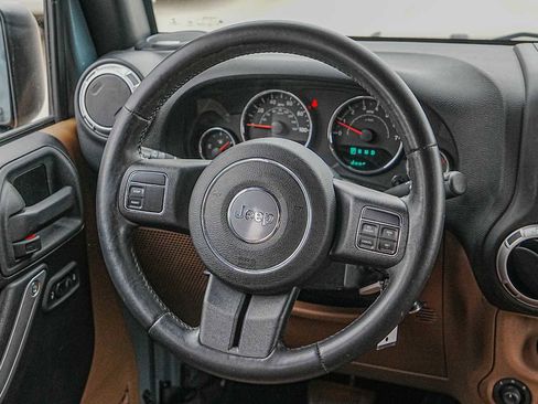 Used 2015 Jeep Wrangler Unlimited Sahara w/ Trailer Tow Group image 23