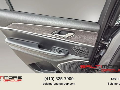 Used 2022 Jeep Grand Cherokee L Limited AWD/4WD image 33