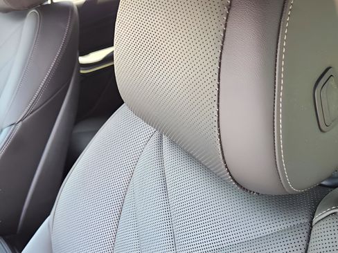 Used 2026 BMW X5 sDrive40i RWD image 9