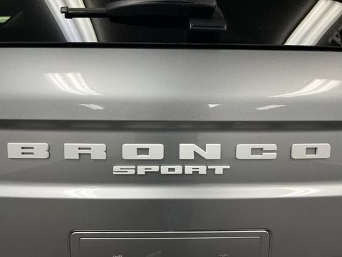 Used 2023 Ford Bronco Sport Outer Banks w/ Tech Package AWD/4WD image 32