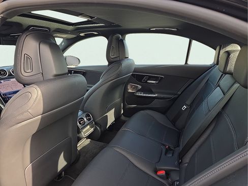 Used 2024 Mercedes-Benz C 300 4MATIC Sedan image 10