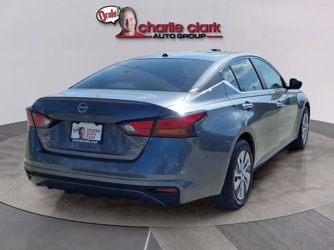 Used 2025 Nissan Altima 2.5 S image 5