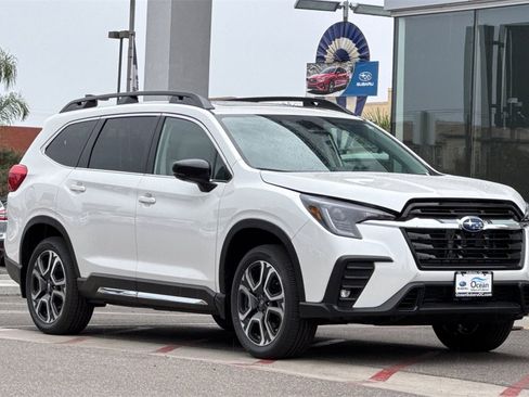 New 2026 Subaru Ascent Limited image 2