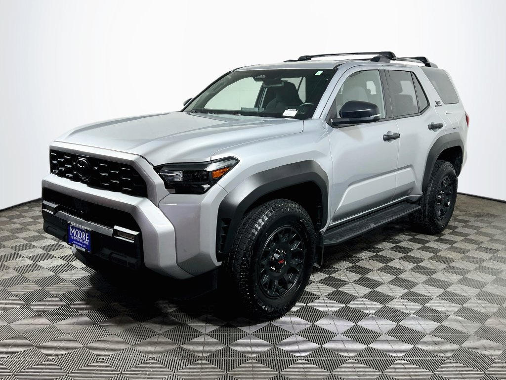 Certified 2025 Toyota 4Runner TRD Off-Road AWD/4WD image 3