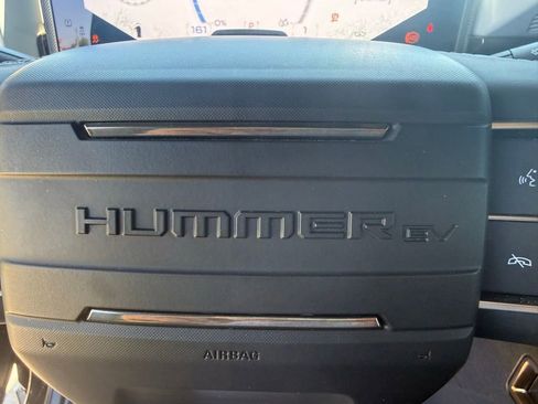 Used 2025 GMC Hummer EV 3X w/ LPO, Illumination Package AWD/4WD image 39
