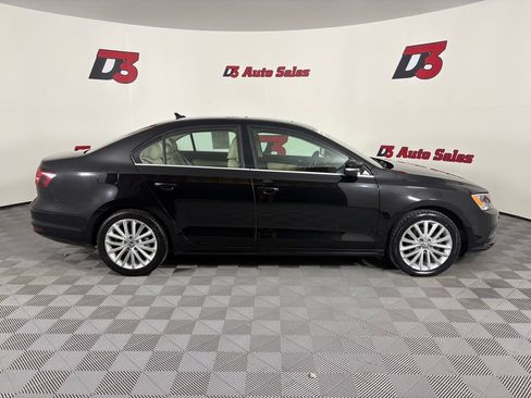 Used 2016 Volkswagen Jetta SEL FWD image 8