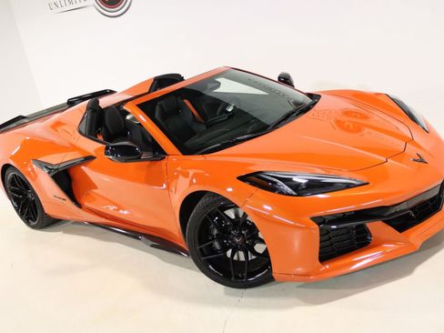 Used 2025 Chevrolet Corvette Z06 RWD image 85