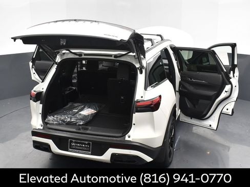 Certified 2025 INFINITI QX60 Luxe w/ Black Edition AWD/4WD image 33