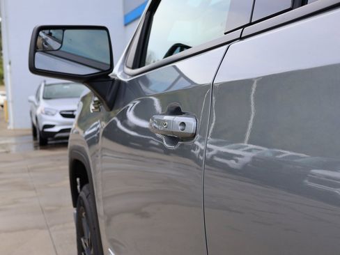 New 2026 GMC Sierra 1500 Elevation image 10