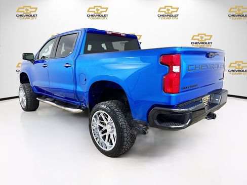 Used 2024 Chevrolet Silverado 1500 Custom Trail Boss w/ LPO, Dark Essentials Package AWD/4WD image 5
