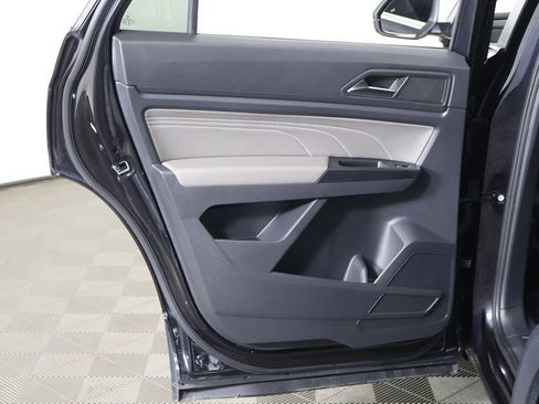 Used 2021 Volkswagen Atlas Cross Sport SEL AWD/4WD image 26