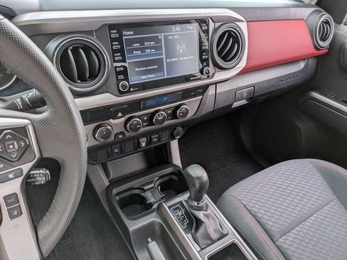 Certified 2023 Toyota Tacoma SR5 AWD/4WD image 23