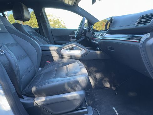 Used 2024 Mercedes-Benz GLE 53 AMG 4MATIC Coupe image 28