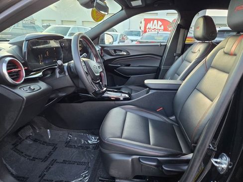 Used 2024 Chevrolet Trax RS image 18