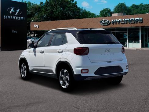 New 2026 Hyundai Venue SEL image 5